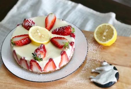 美食｜谁说甜品都很贵？8款高颜值低成本草莓甜品，一学就会