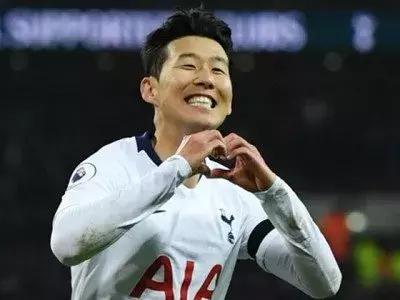 奥巴马祝贺视频完整,奥巴马打乒乓