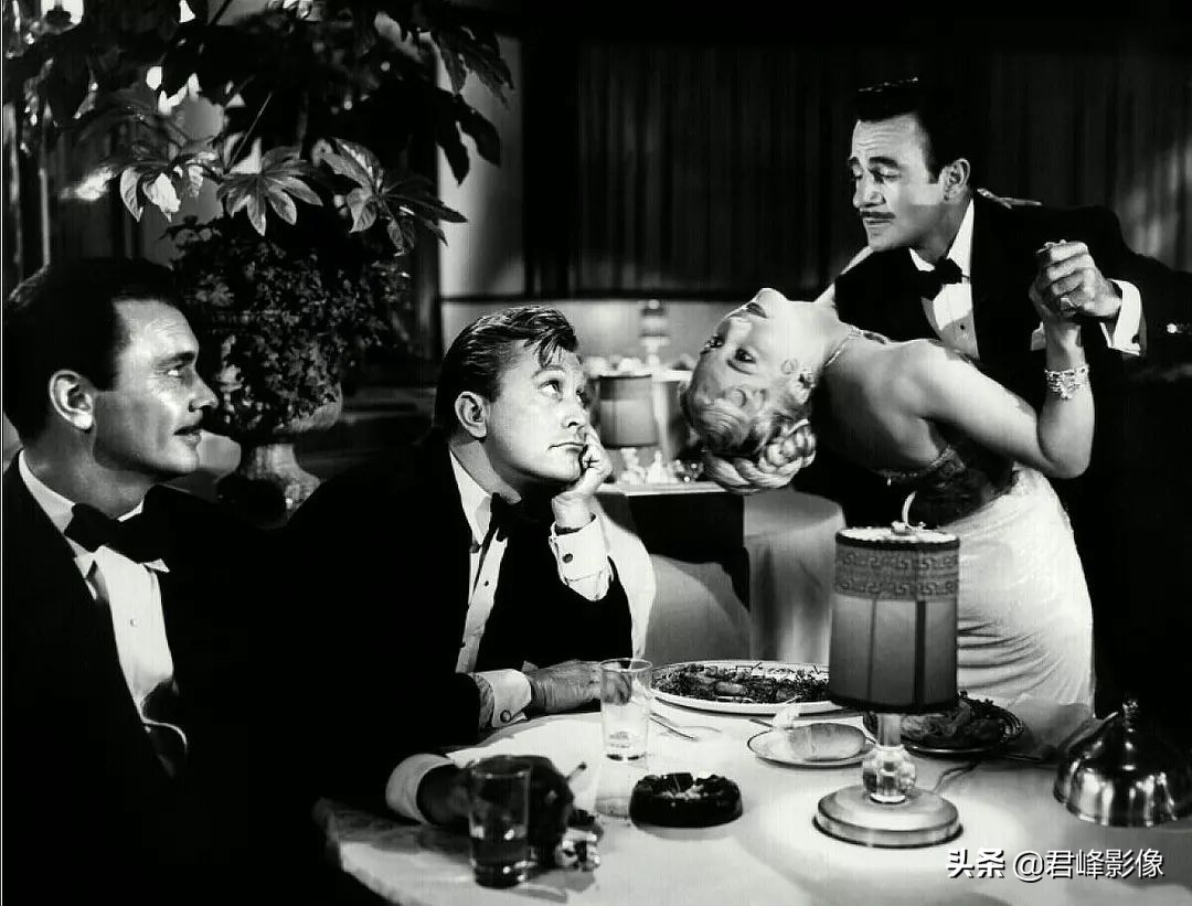 奥斯卡最佳摄影和最佳影片区别,2022奥斯卡最佳摄影影片