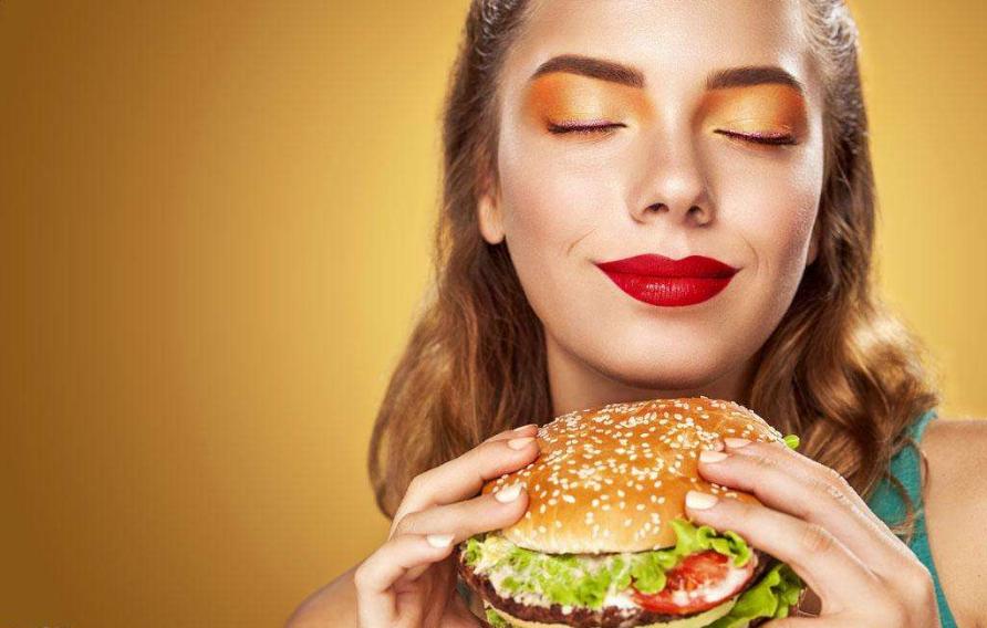 开一家汉堡店需要10万元,老妈开汉堡店