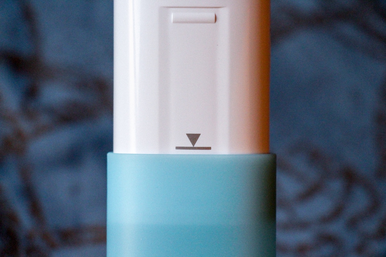 冲牙器有可以装到口袋里的吗,不建议使用冲牙器