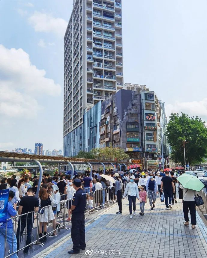 你看到的网红vs现实的网红 (你眼中的网红和真实的网红)