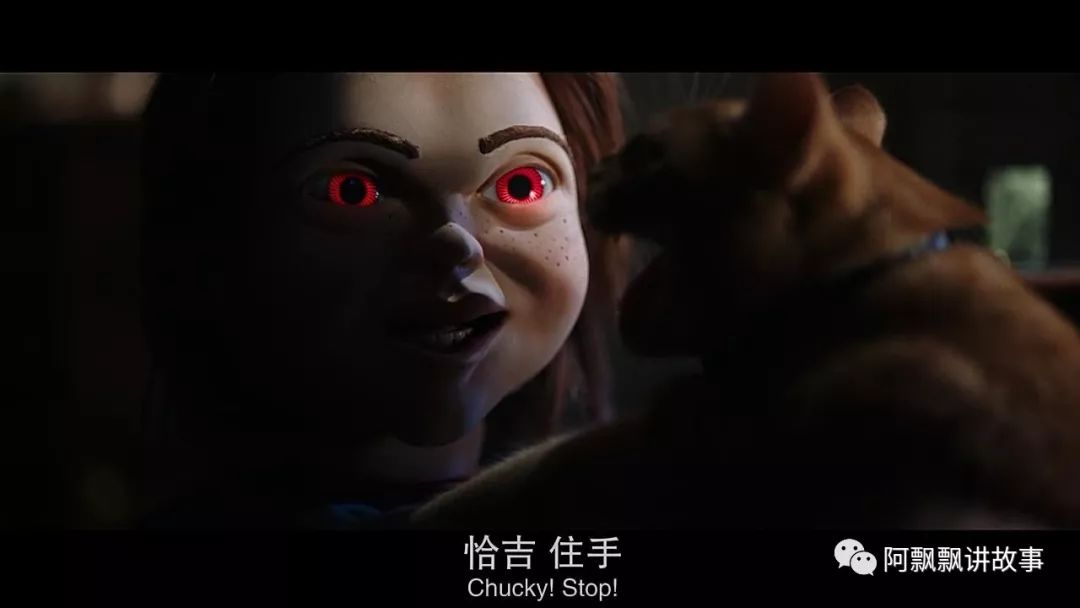 他来了他来了带着快递走来了,他来了他来了戴着墨镜