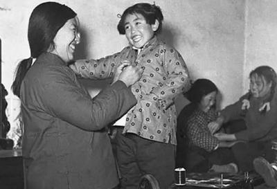 散文朗诵穿什么衣服好看,儿童散文美丽的春天