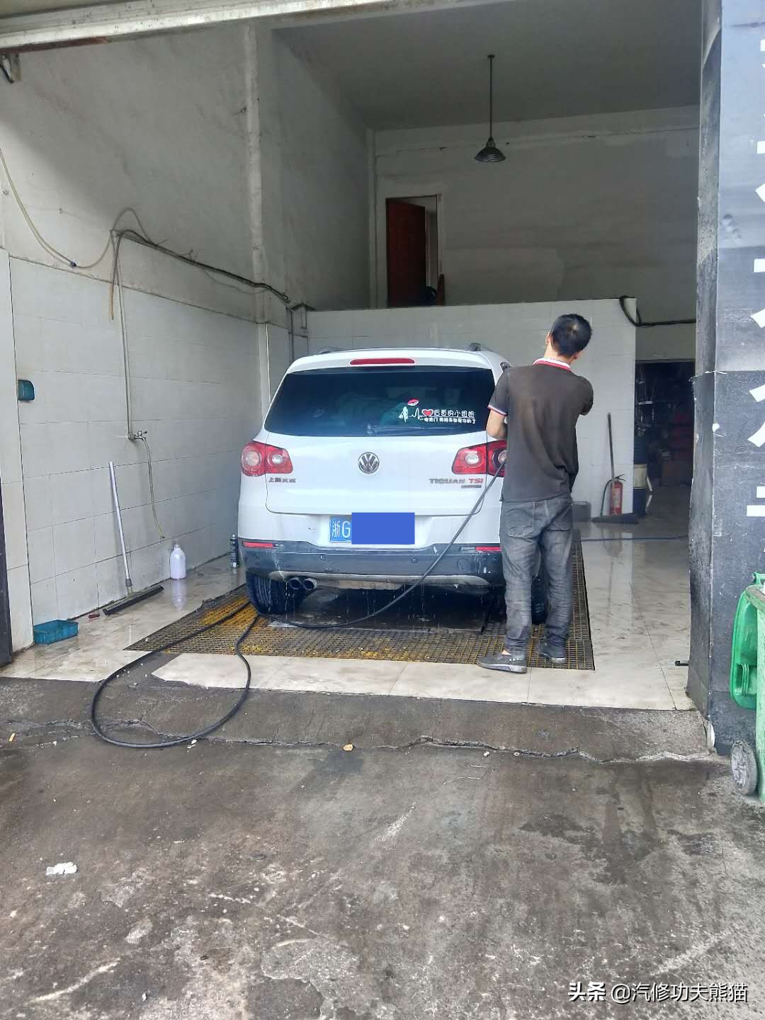 大众途观发动机烧机油维修多少钱,2010款大众途观严重烧机油