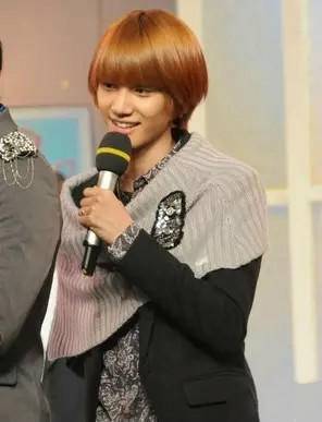 天天兄弟韩国主持人,天天向上主持小五现状