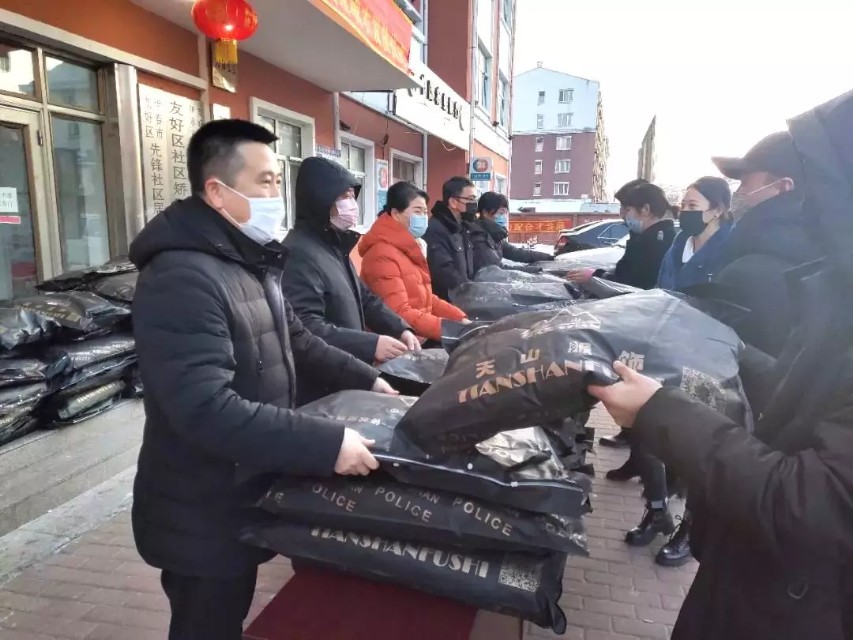 众志成城抗击疫情社工在行动,众志成城抗击疫情一起加油