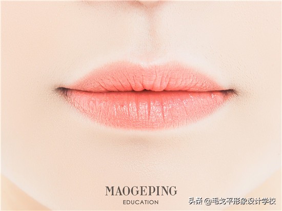 清爽蜜桃妆容,散发青春魅力粉红蜜桃妆容详解