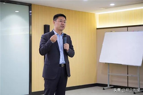 2022年度总结暨优秀员工颁奖典礼,2021优秀员工颁奖典礼圆满成功