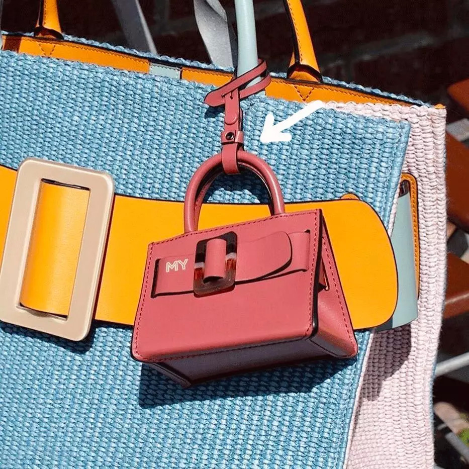 我的胸,我的手指,我的脚腕……都需要一只包包