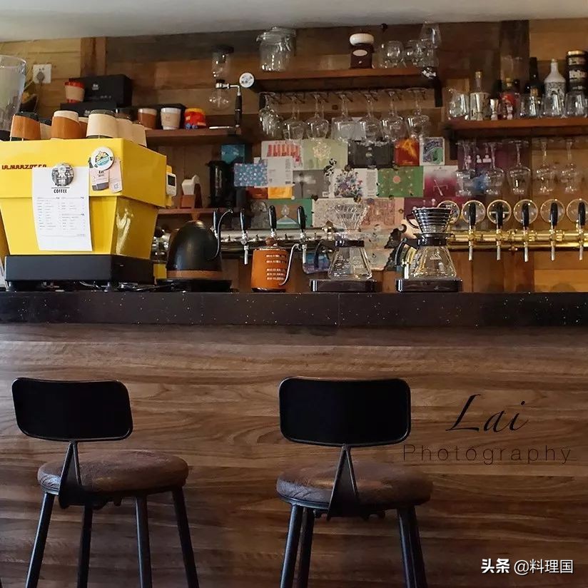 我是媛媛，“就想开间小小咖啡馆的理想终于实现了！