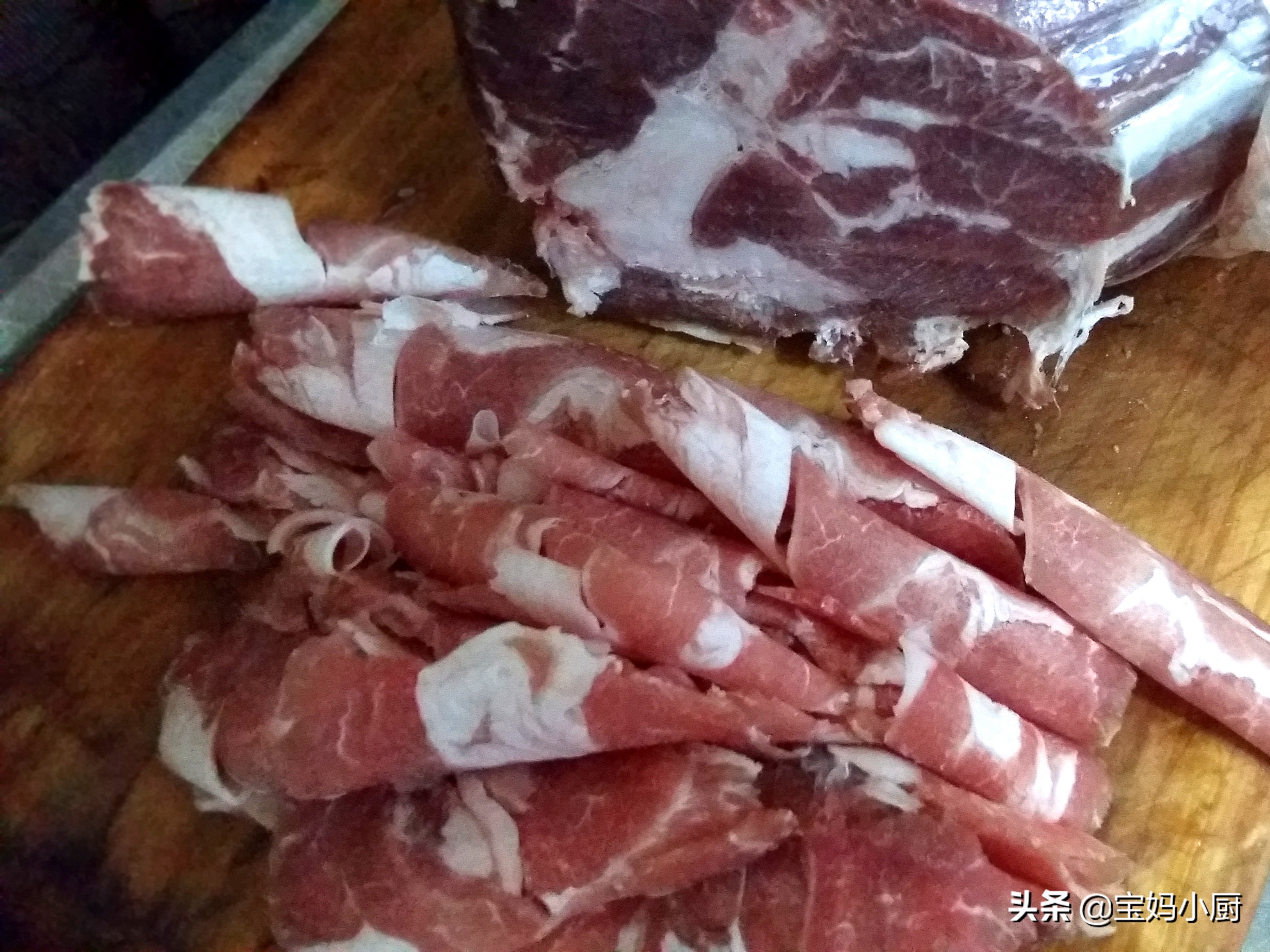 火锅自己在家怎么做好吃,自己在家做火锅推荐菜