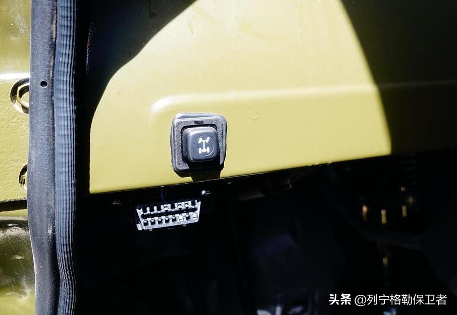 综合研判苏军UAZ-452型1吨级越野指挥车技战术（1）