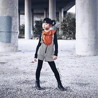 9岁小姑娘滑板视频,9岁滑板女孩