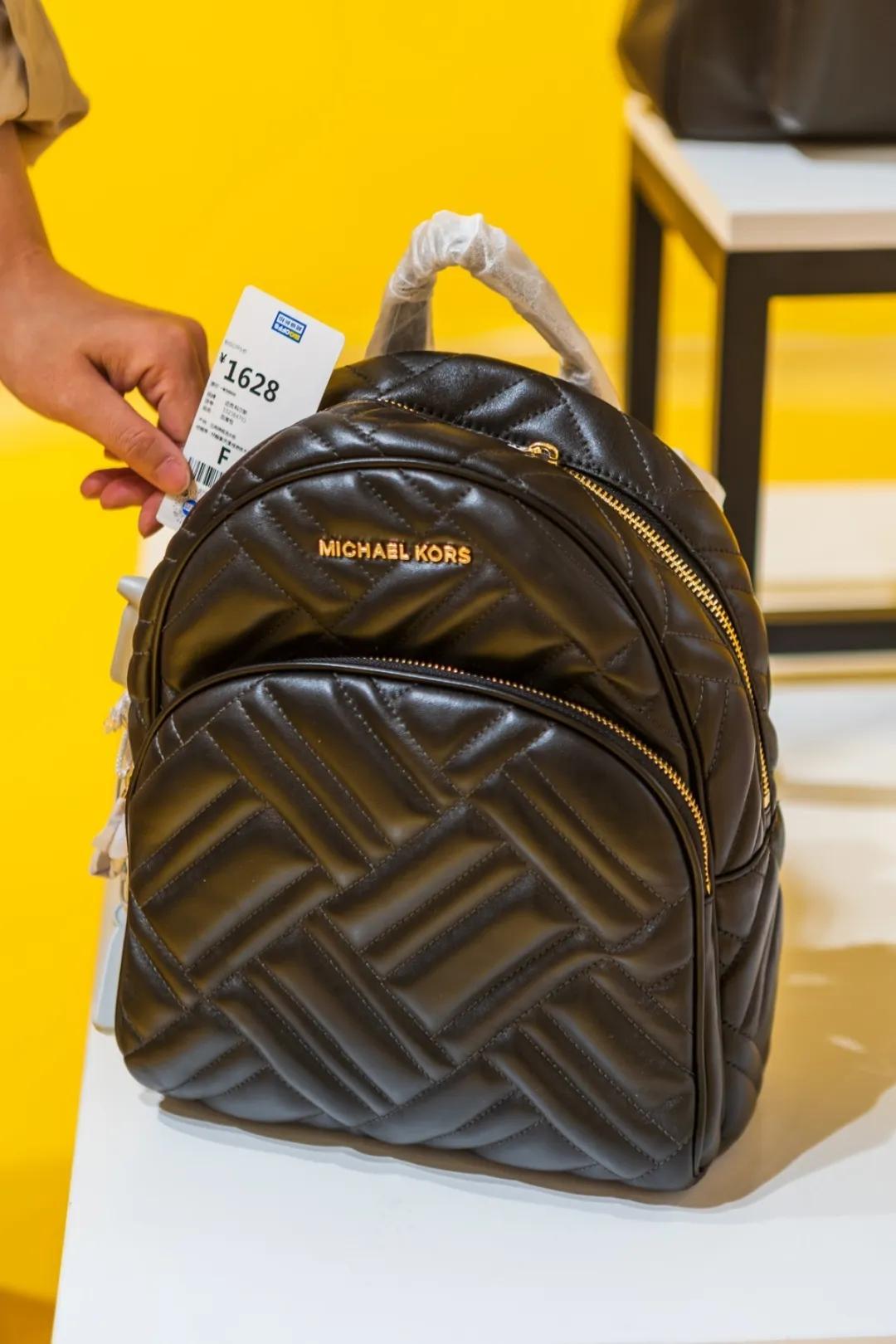 奥莱品牌集合店天津,天津奥莱折扣店