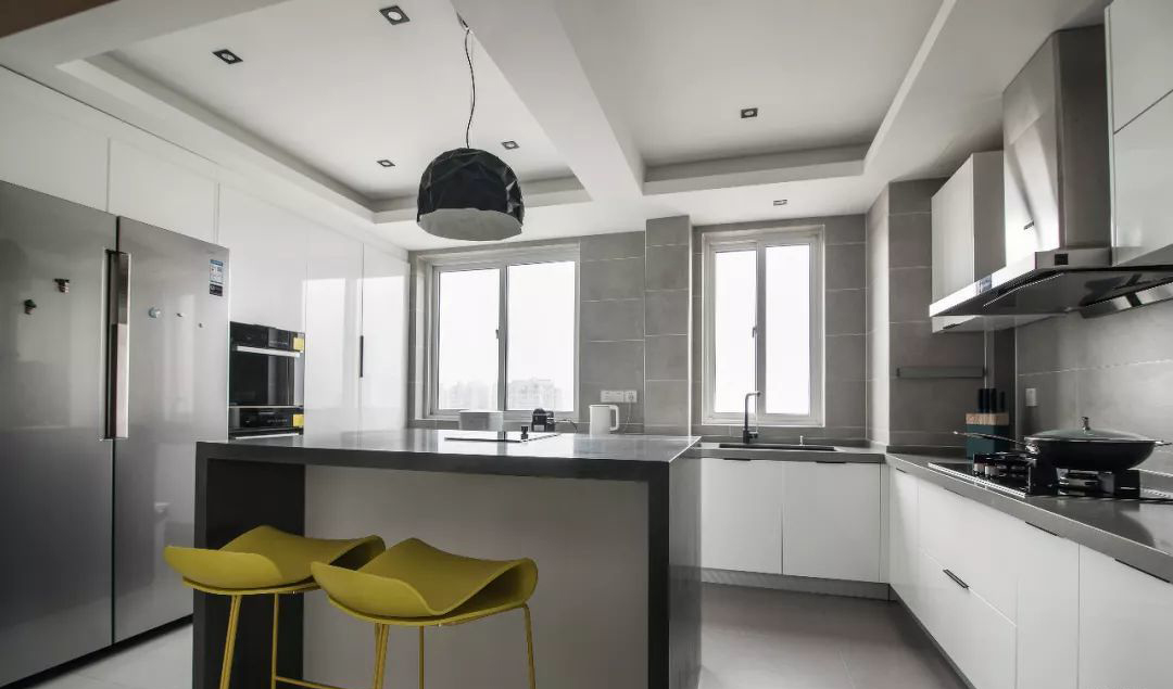 小户型开放式厨房怎么避免油烟,厨房餐厅一体半开放式厨房防油烟