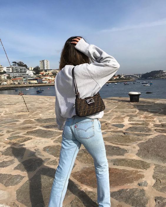 第一个大牌包包怎么买,入手的第一个大牌包包怎么选