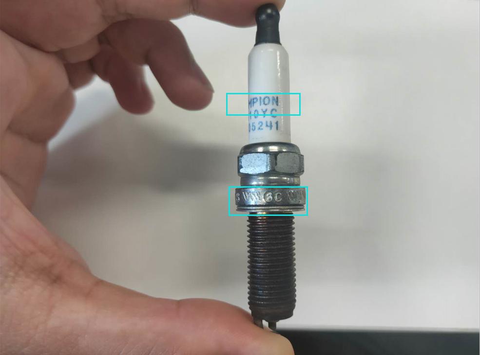 火花塞换了油耗会低么,10万公里不换火花塞有什么影响