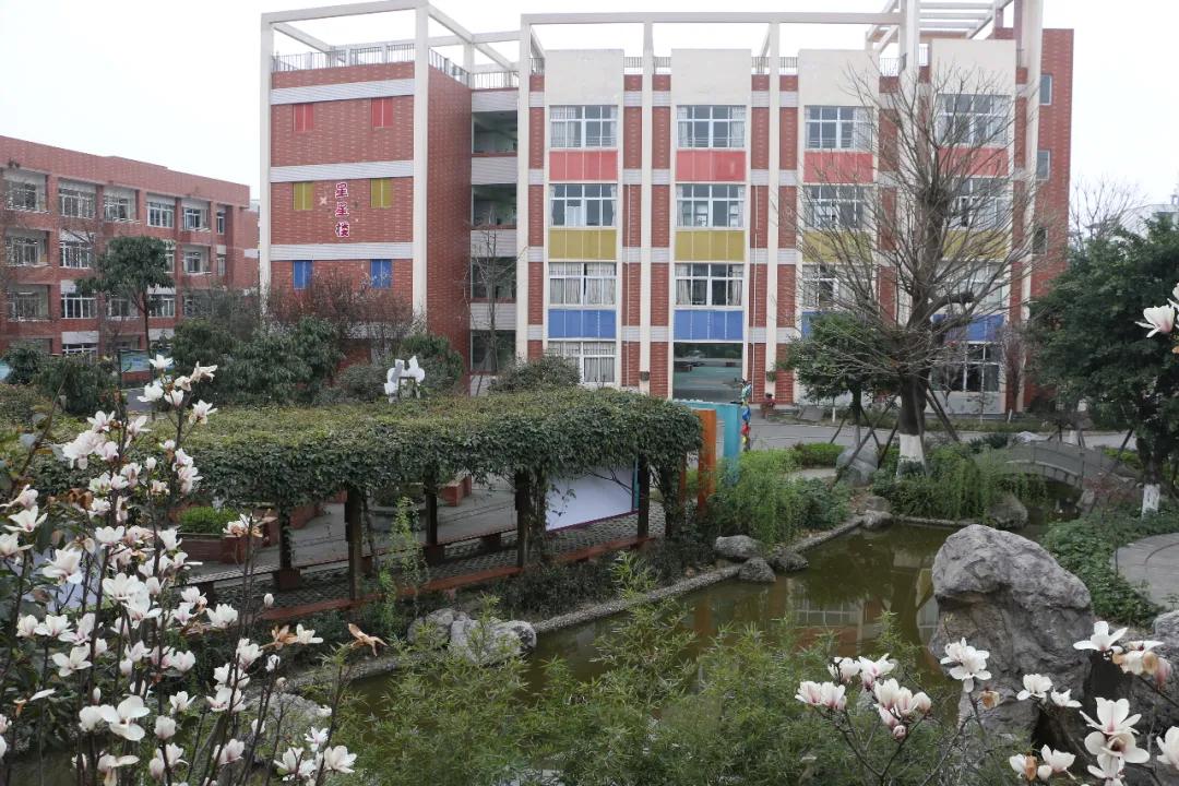 我把德阳市的校园春天寄给你