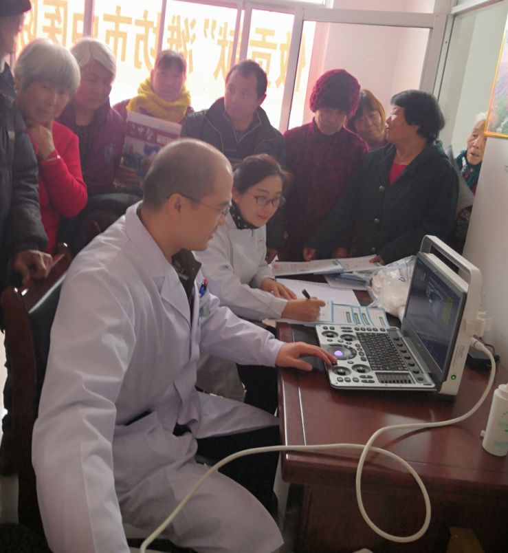 山村里的白大褂,潍坊市中医院白大褂