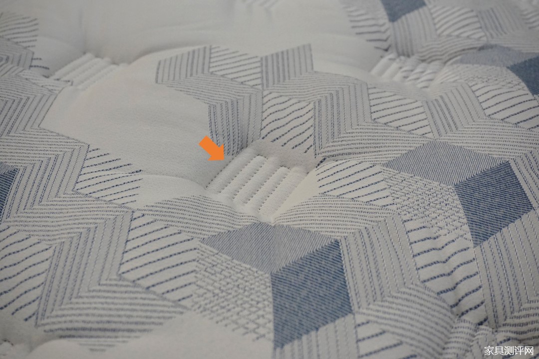 芝华仕五星床垫好还是穗宝床垫好,芝华仕5星床垫威尼斯汀套床测评