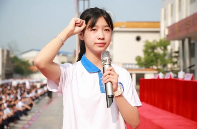 湘潭江声实验学校直播回放,湘潭江声实验学校毕业典礼