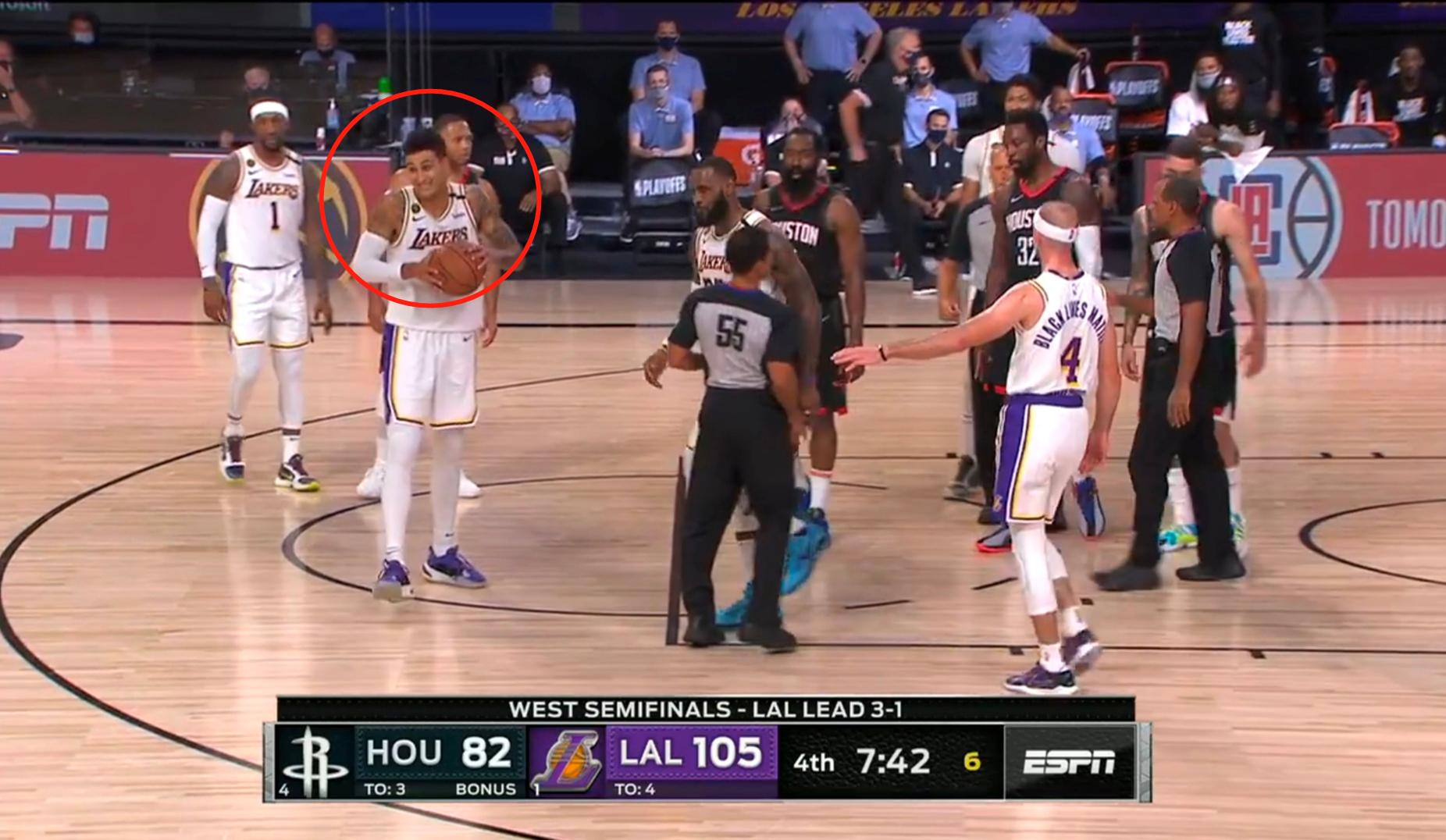 老詹一招声东击西真是艺高人胆大,老詹被吓到瞬间