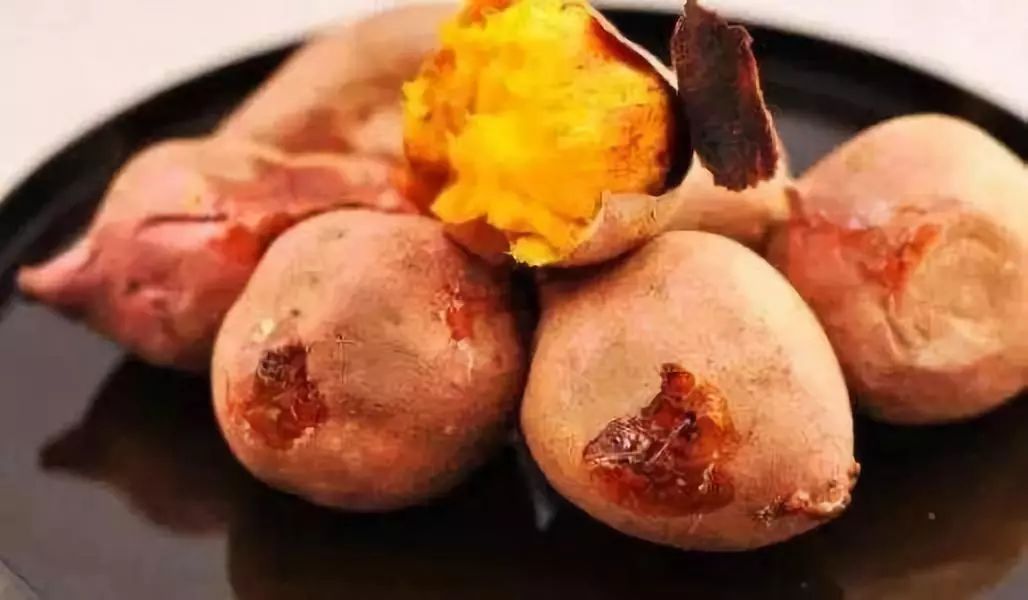 红薯不能和鸡蛋同食是真的吗,红薯不能和柿子一起吃