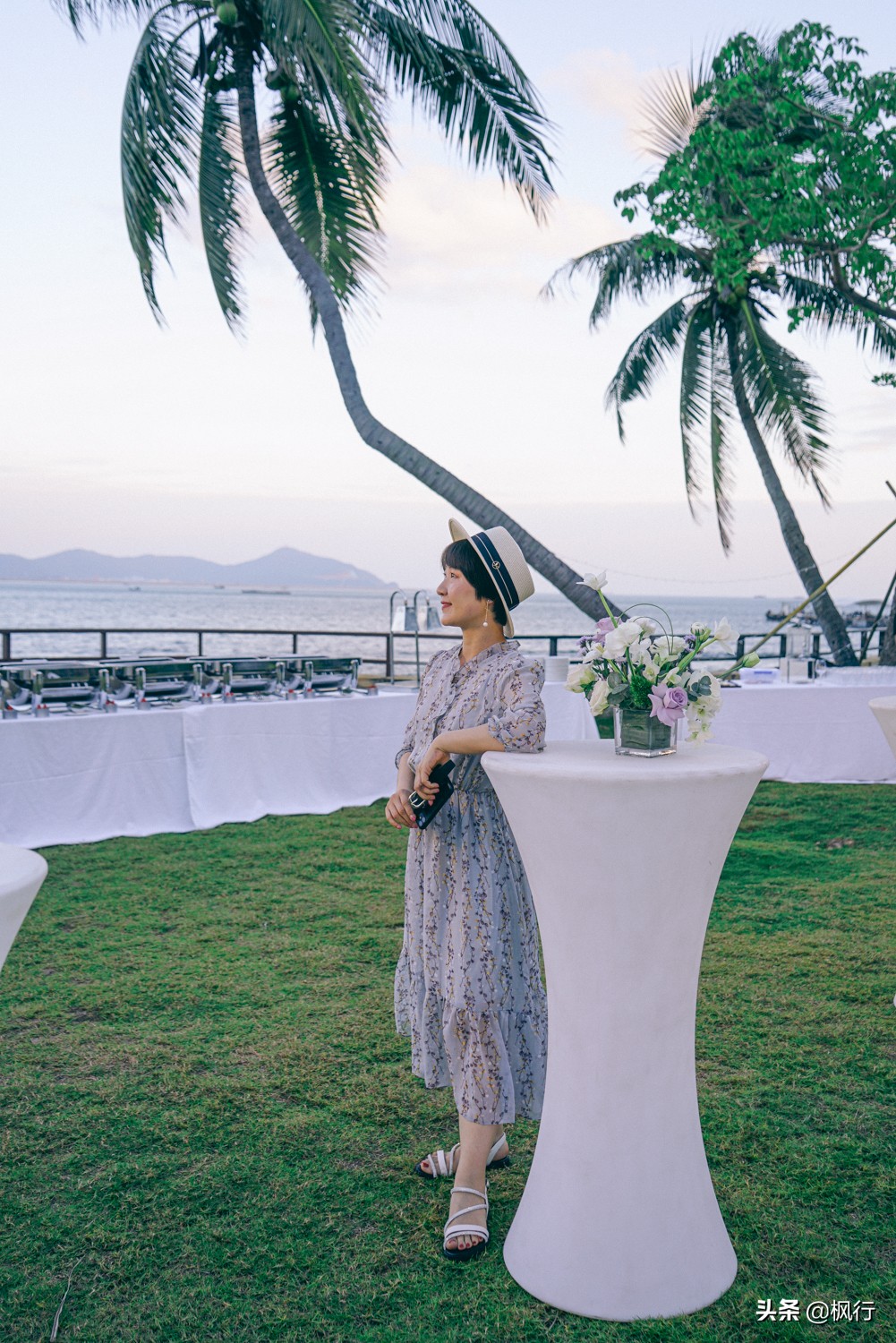 被猴子袭击，门票昂贵，拍照被轰，被我全程吐槽的三亚到底值不值