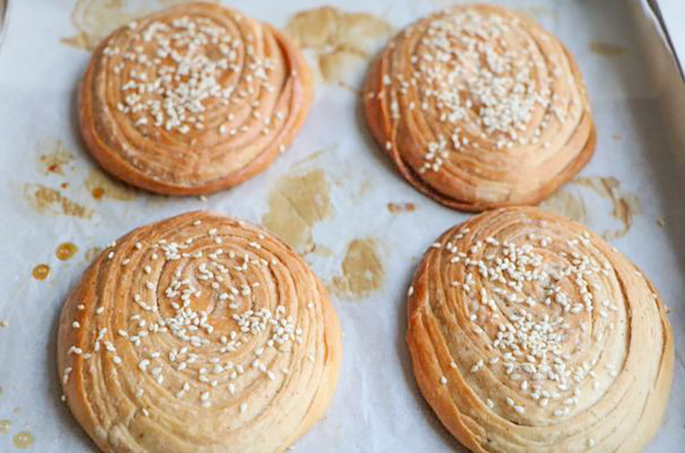 香掉牙烧饼的做法视频,做烧饼简单做法视频