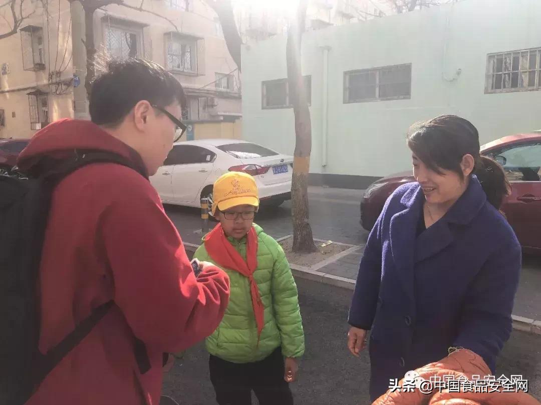 辣条零食暗访,暗访校园垃圾食品