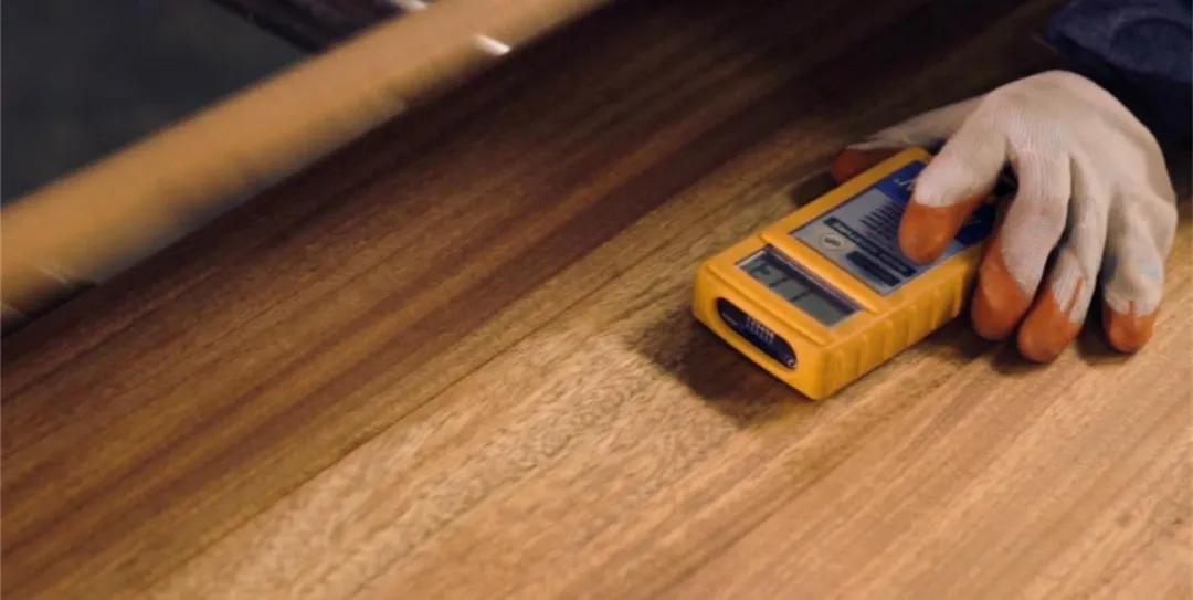 大卫地板与大自然地板哪个好,大卫地板环保效果