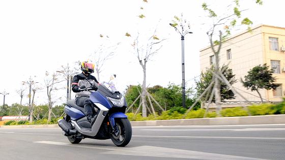 豪华大踏板车250到300摩托车推荐,休旅大踏板