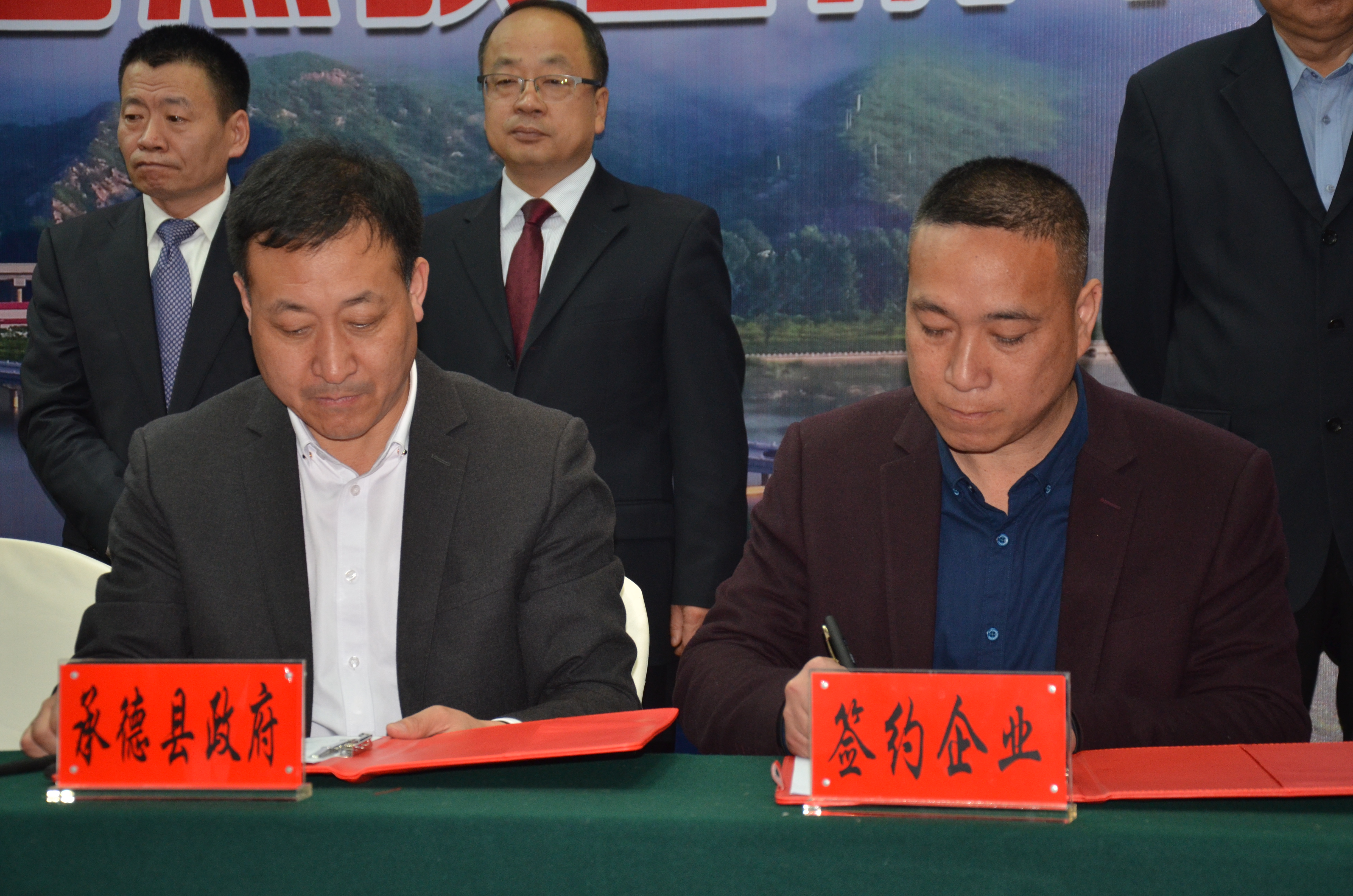 三项机制推动项目攻坚,三抓三促行动推进工程项目