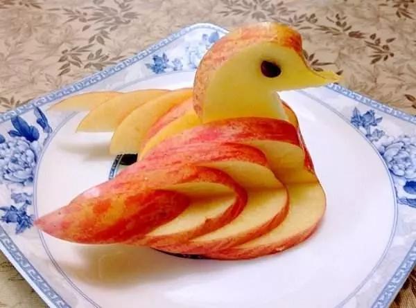 大部分女孩子都喜欢的水果拼盘,高大上水果拼盘简单又好看