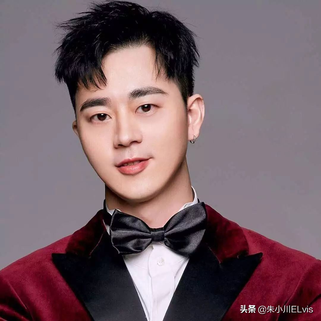 刘雯coach服装,刘雯终止与coach合作会赔多少钱