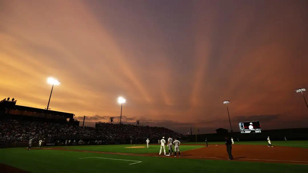 姊﹀够涔嬪湴婕斿敱,姊﹀够涔嬪湴妫掔悆