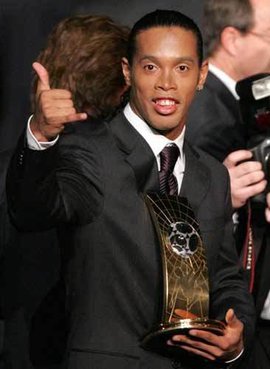 国际足联金球奖历届得主,国际足联历届先生