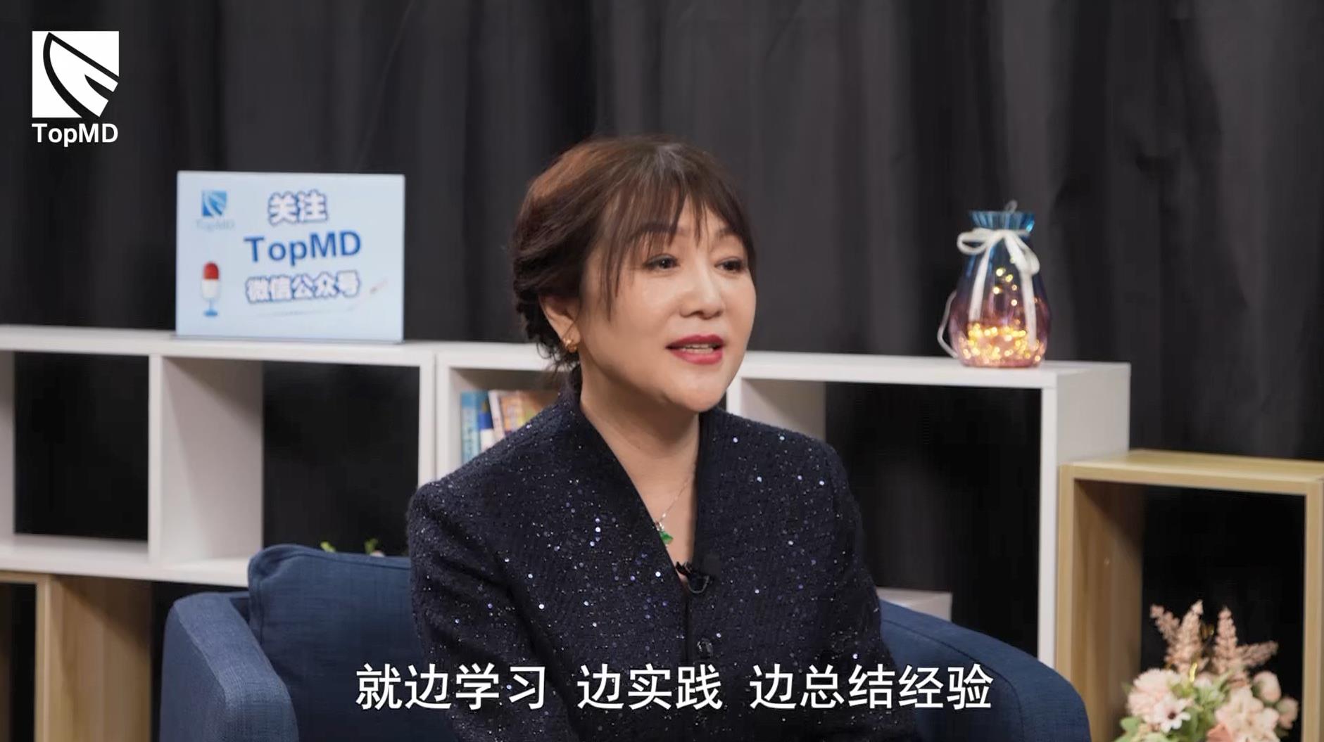 “乳房重建如果用硅胶假体做会排异吗？”