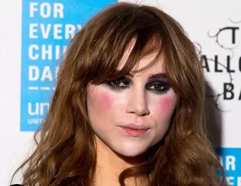 为什么化妆的时候手老是抖,手抖怎么化好妆