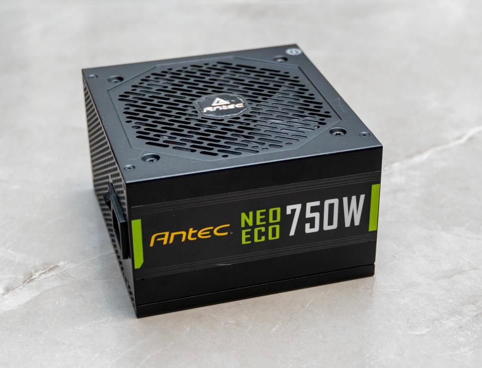 泰坦军团titanarmyp24h3g23.6英寸,一台iphone12的钱可以买什么