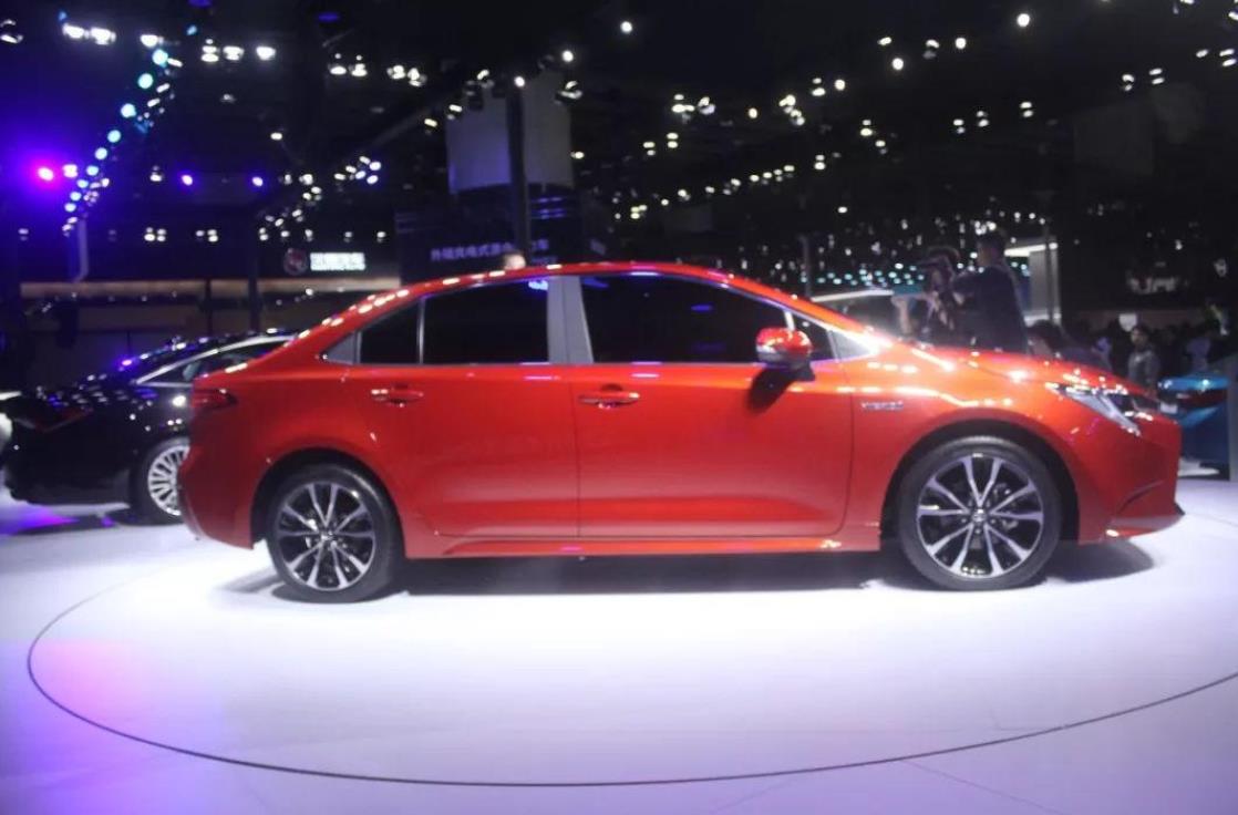 三缸的雷凌值不值得买,全新换代雷凌用销量说明实力