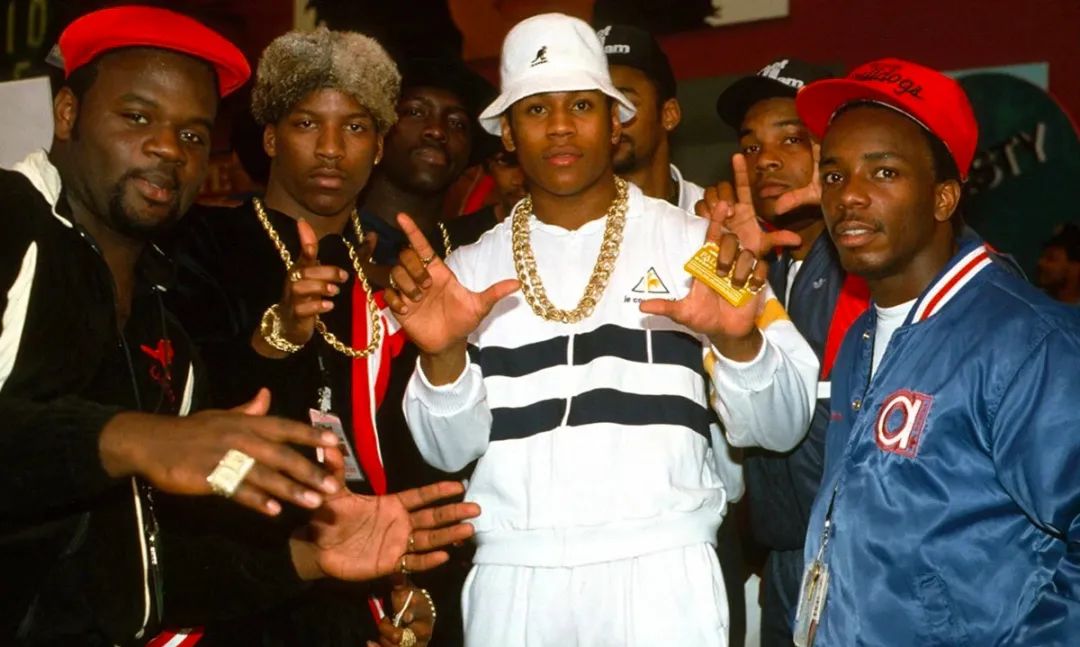 tommyjeans双拼色,tommy和bape联名款鞋