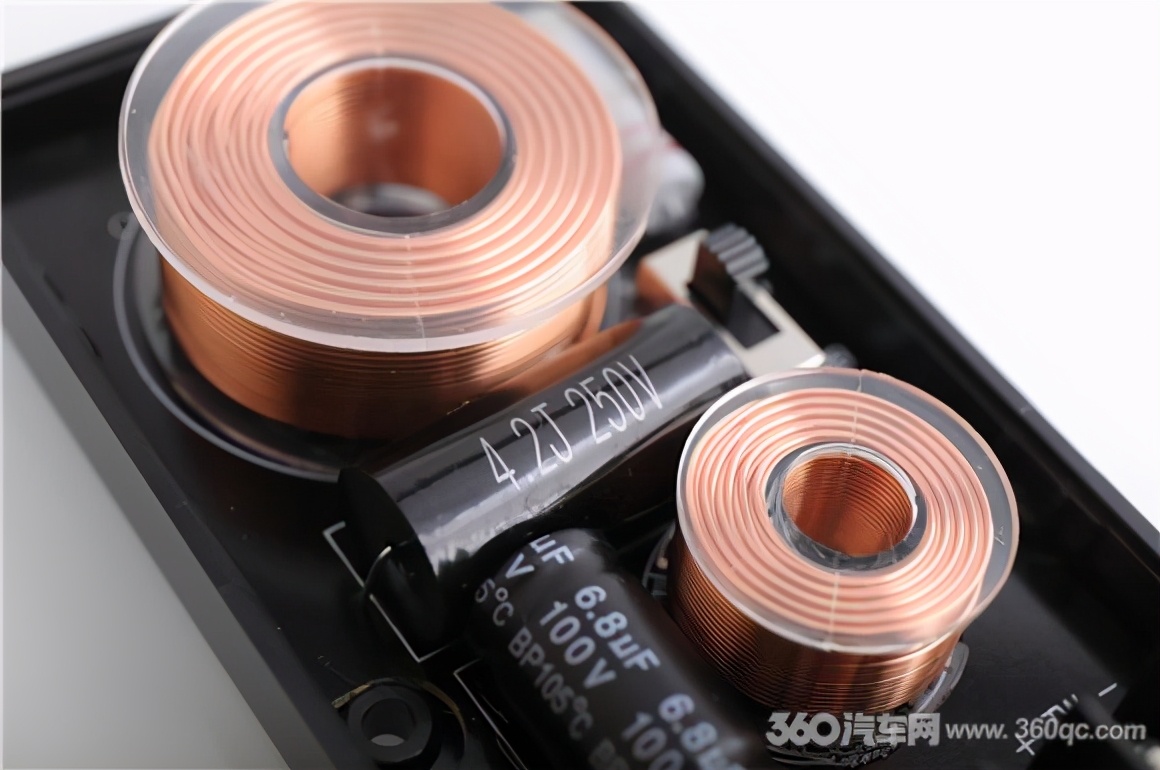 新生代车友追求快节奏听感芬朗SP-6.5D碳纤维两分频正好