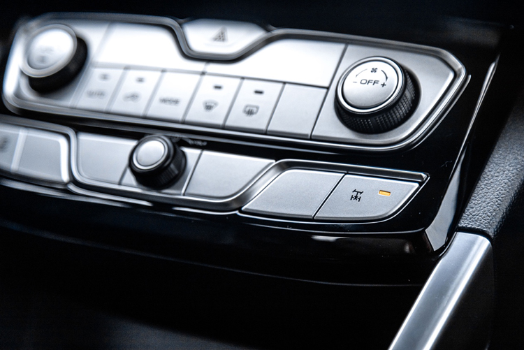 20年长城炮商用版皮卡值得入手吗,皮卡全面解禁