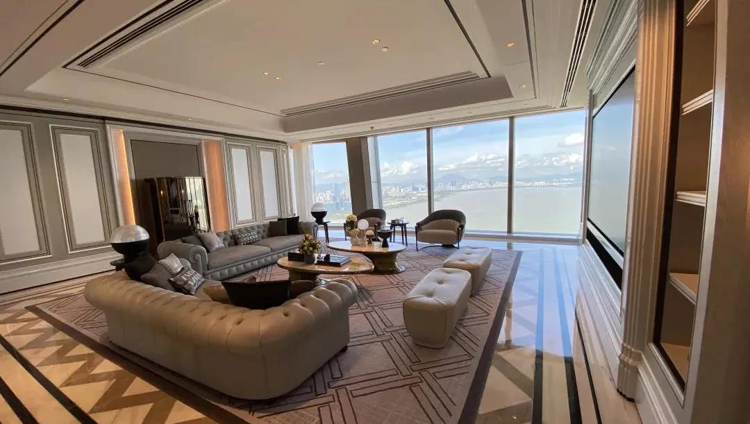 许家印最大决心降负债,许家印变卖家产70亿