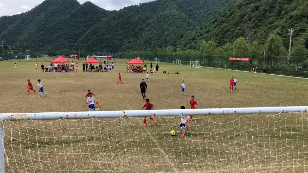 热烈祝贺足球俱乐部夺冠,榆林17届足球联赛冠军