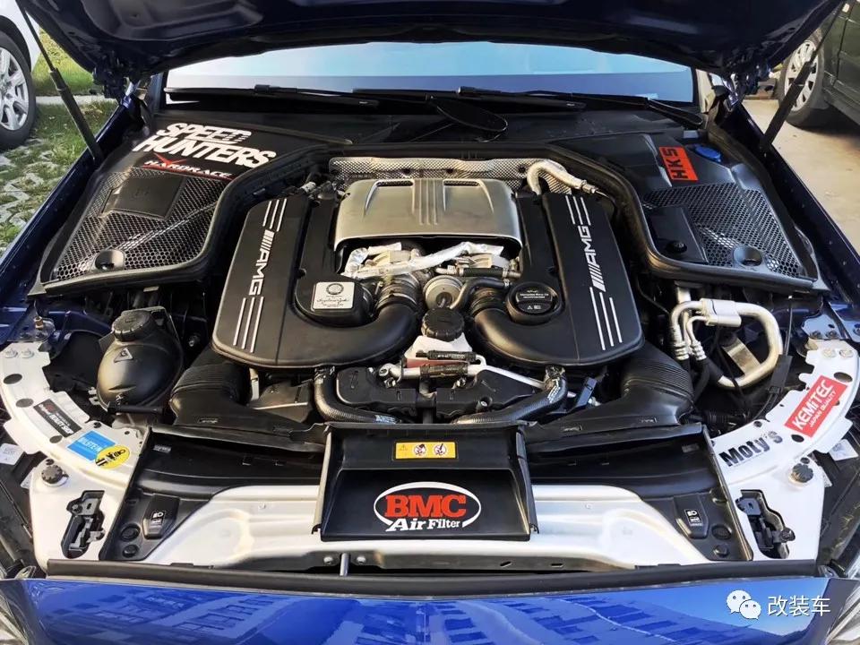 奔驰amgc63v8,6.2升v8奔驰c63加速