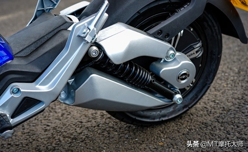 新日电动车2599价格一览表,新日电动车9999元