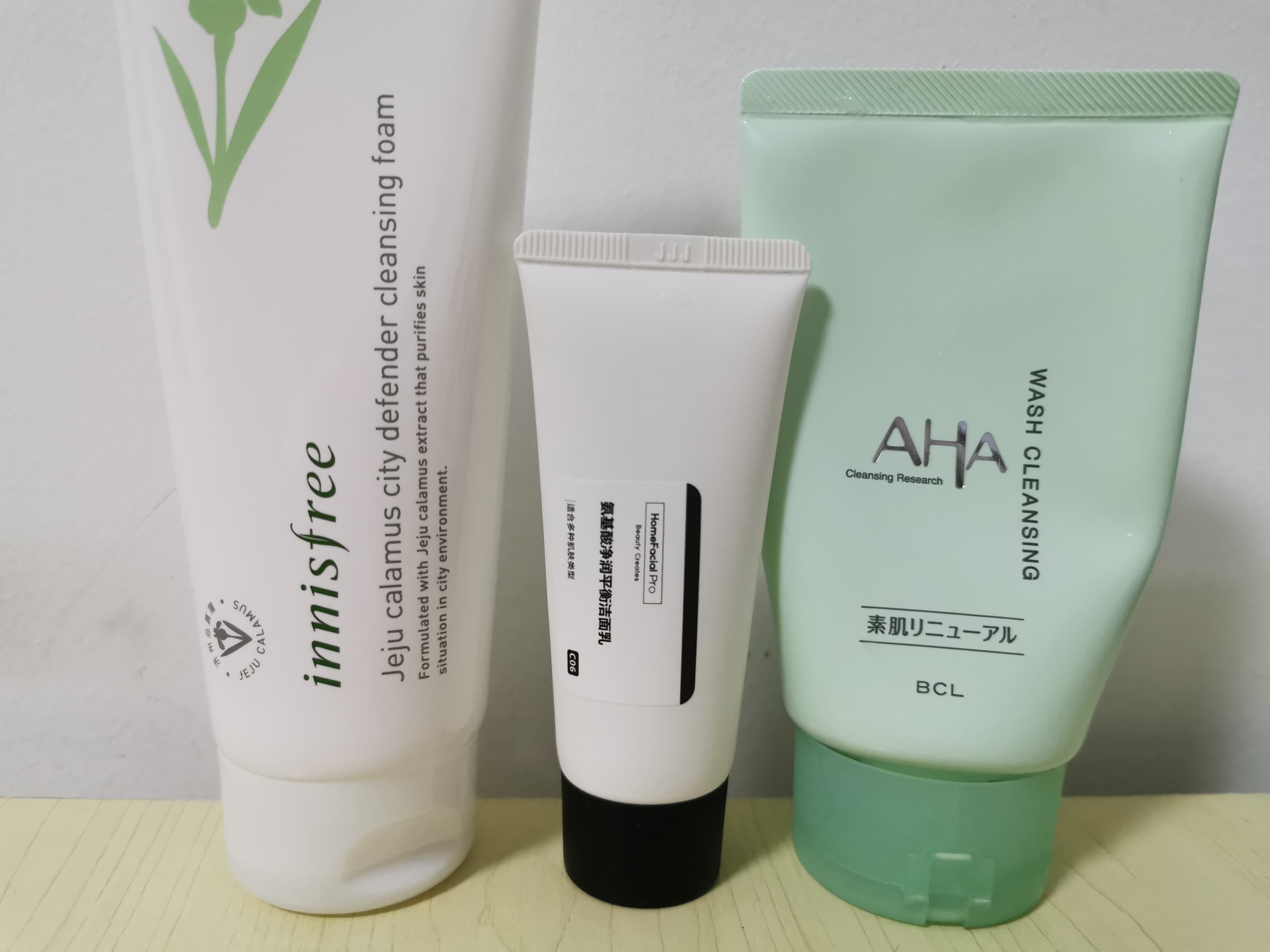 小黑瓶美白保湿,小黑瓶小棕瓶哪个抗老效果更好